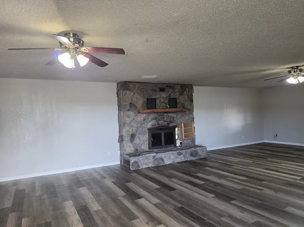 (undisclosed Address), Hutchinson, KS 67502
