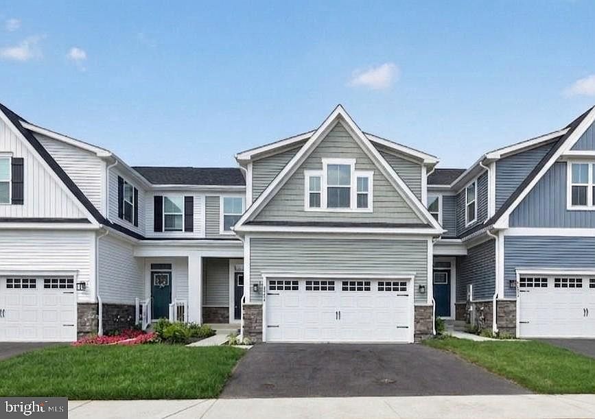 1st image of 5234 Helton Dr