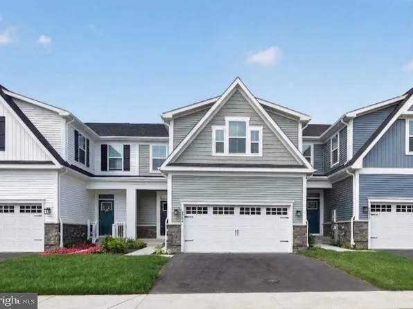 5234 Helton Dr, Sykesville, MD 21784