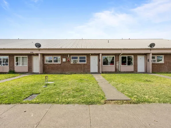 Centennial Apartments