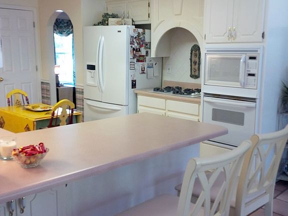 5th image of 303 Richmond Cir