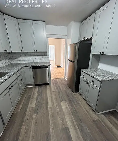 806 W Michigan Ave #1 — Photo 13