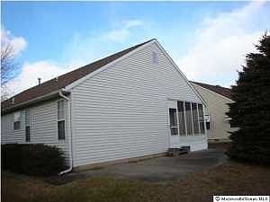 2nd image of 8 Sandhurst Ct