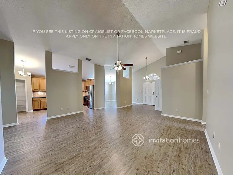 228 Churchill Dr — Photo 6