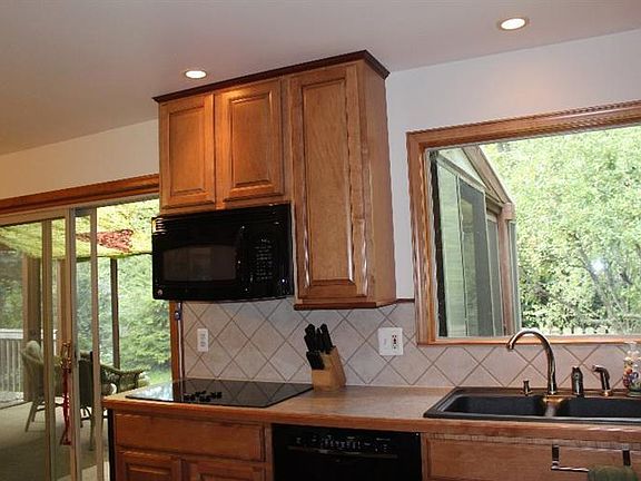 4th image of 5 Gallway Ct