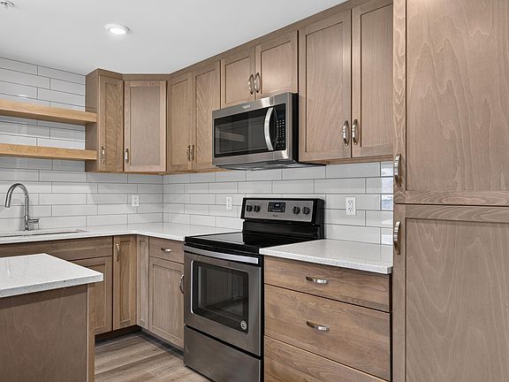 5th image of 5504 Schonsee Dr NW #131