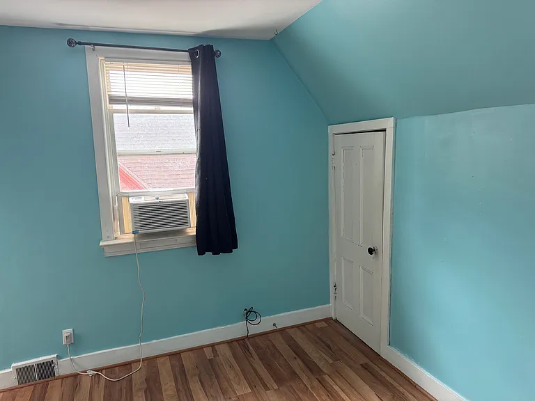 327 Meigs St #8 — Photo 7