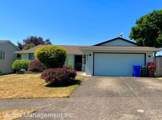 511 SW Mawrcrest Dr, Gresham, OR 97080