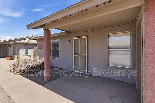 1625 N Date #18 Photo 1