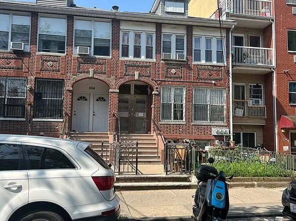 862 54th St, Brooklyn, NY 11220