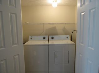 123 Poplar Cir, Radcliff, KY 40160