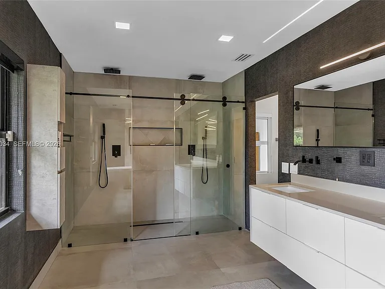 13540 SW 98th Ct — Photo 11