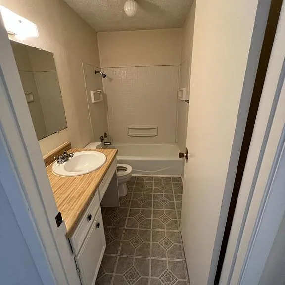 735 S Jackson St #16 — Photo 3