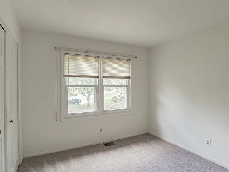 515 Hunters Way #515 — Photo 15