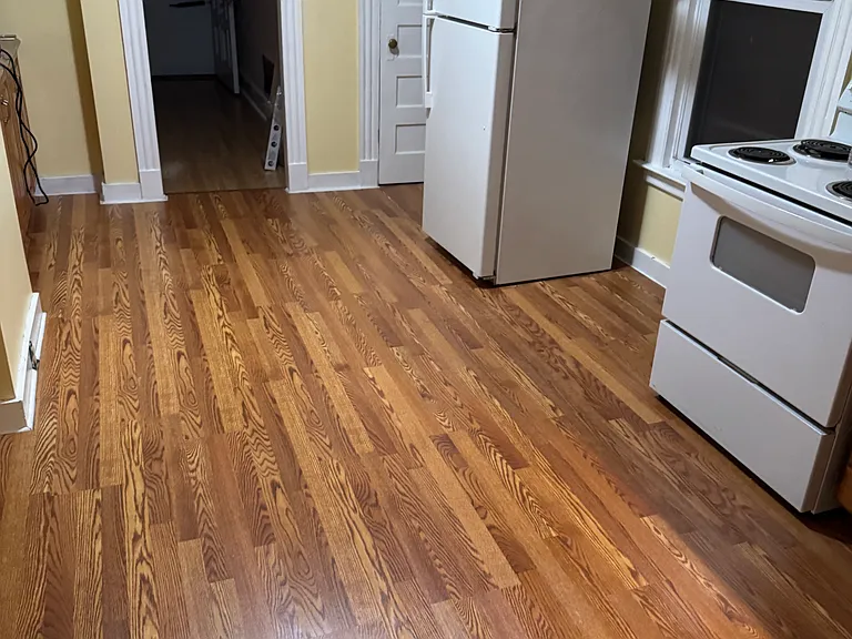 421 Blohm St — Photo 7