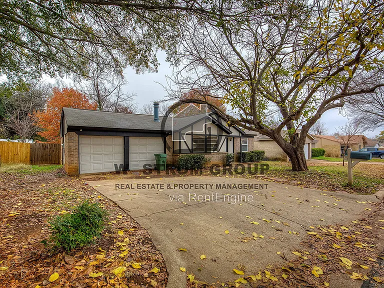 5307 School Hill Cir — Photo 3