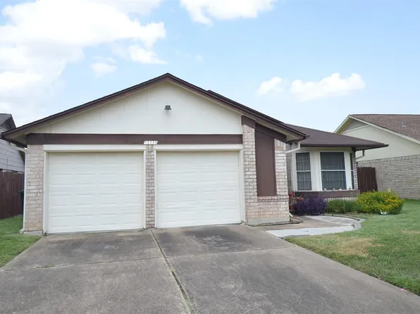 12322 Tambourine Dr, Stafford, TX 77477