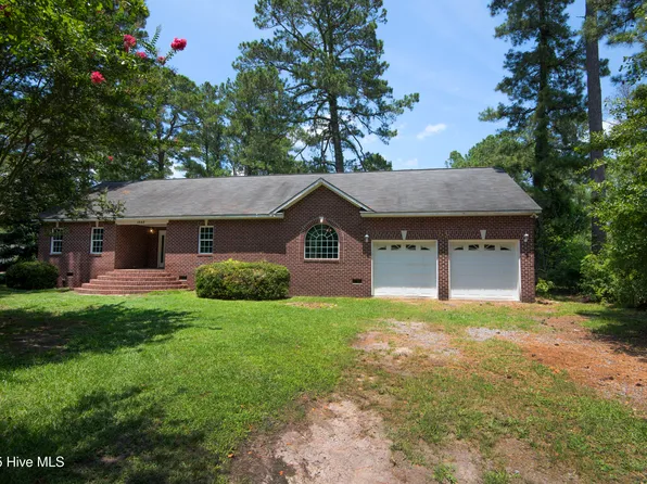 1548 Cambridge, Greenville, NC 27834