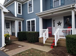 576 Wallingford Rd, Lancaster, PA 17601