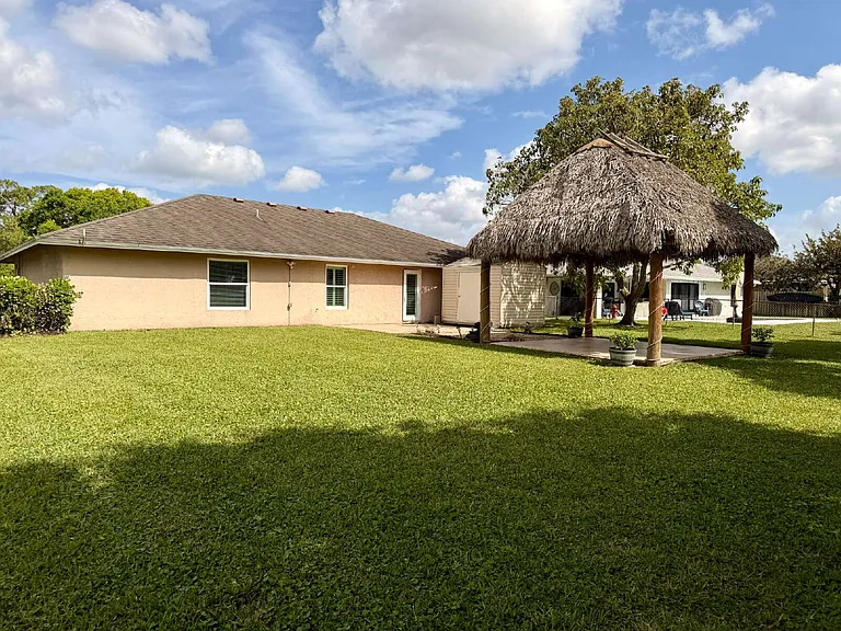 147 Sunflower Cir — Photo 38