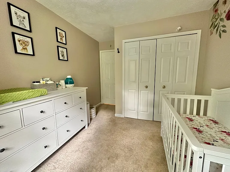 103 Staunton Ct — Photo 32