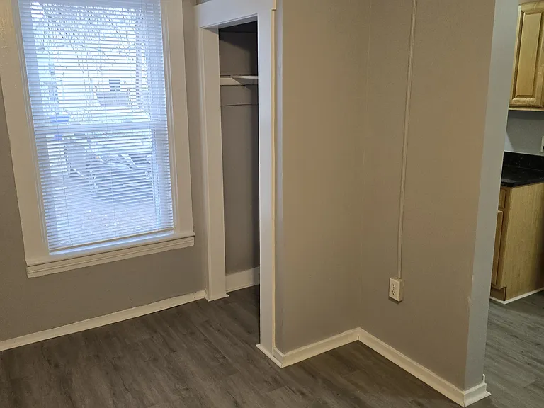 315 Cedar St #1 — Photo 8