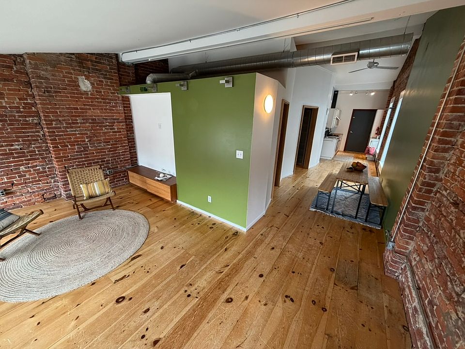 1st image of 804 E Broadway Unit 3