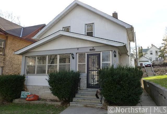 1st image of 1029 Burr St