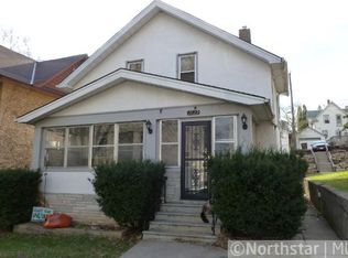 1029 Burr St, Saint Paul, MN 55130