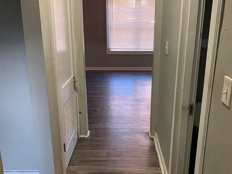 Hazel St — Photo 2