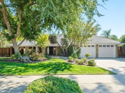 8844 N Ione Ave, Fresno, CA, 93720