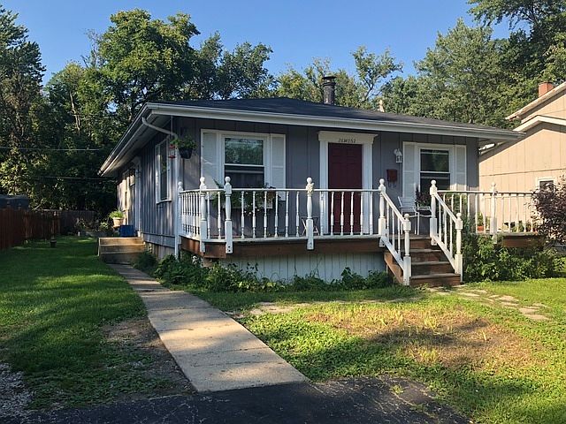 2nd image of 26W052 Jewell Rd