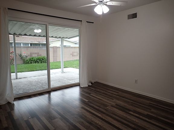 5th image of 16641 Charles Ln