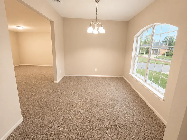 5204 Imperial Eagle Dr — Photo 4