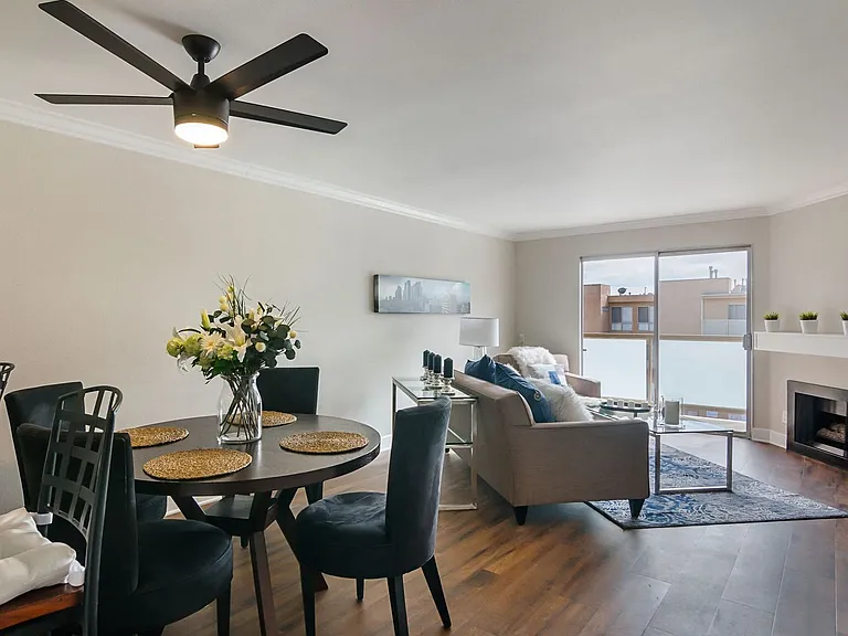 3700 Sepulveda Apartments — Photo 16