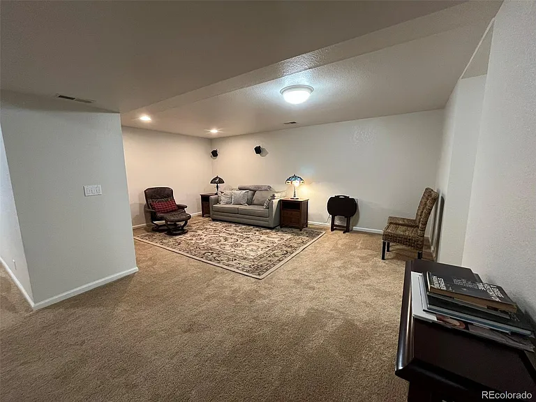 10025 Teton Ct — Photo 20
