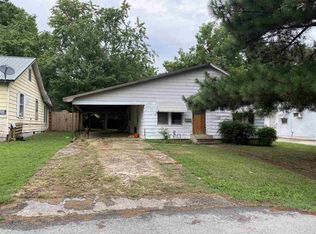 912 Taylor St, Rector, AR 72461