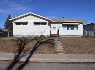 5010 40th Ave, Wetaskiwin, AB T9A0A3