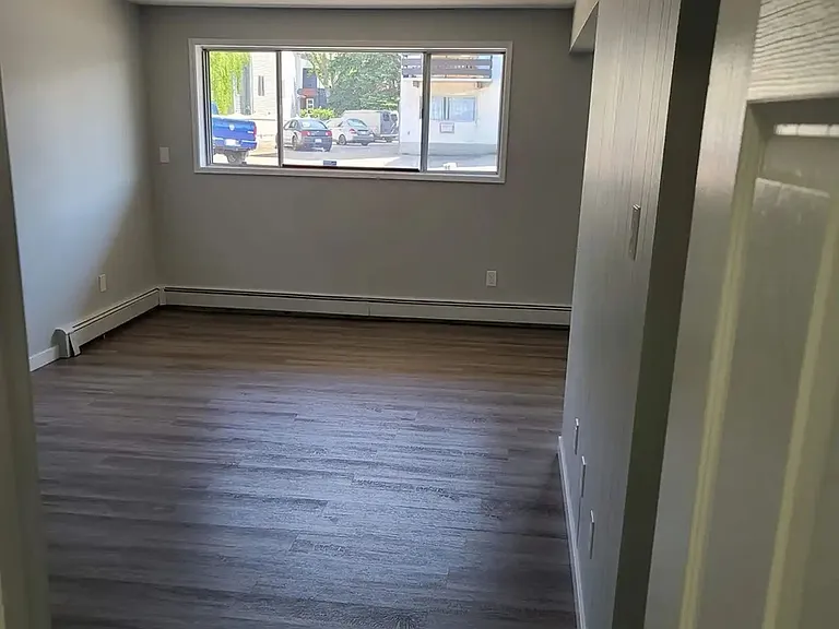 11826 83rd St NW — Photo 14