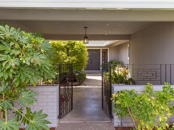 5th image of 2266 Sierra Ventura Dr