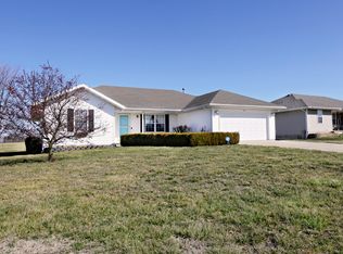 755 Birchwood St, Marshfield, MO 65706