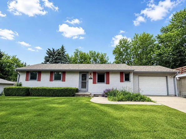 2306 Northview Rd, Waukesha, WI 53188