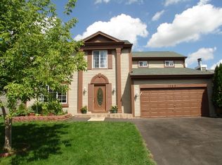 1125 Scarlet Oak Cir, Aurora, IL 60506