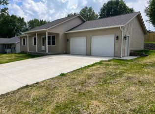 340 N Madison St, Knightstown, IN 46148