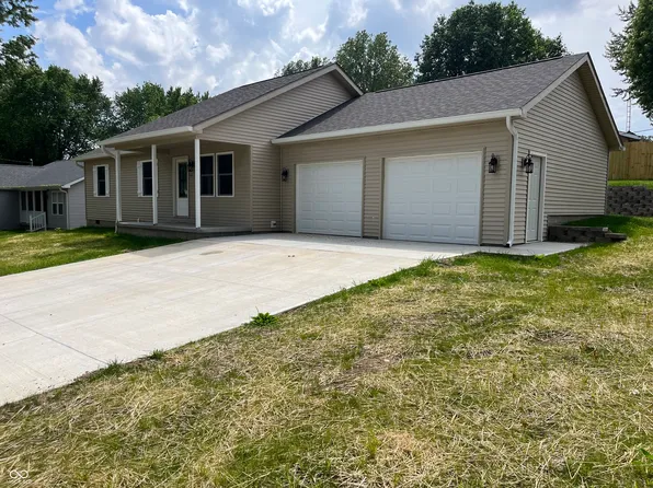 340 N Madison St, Knightstown, IN 46148