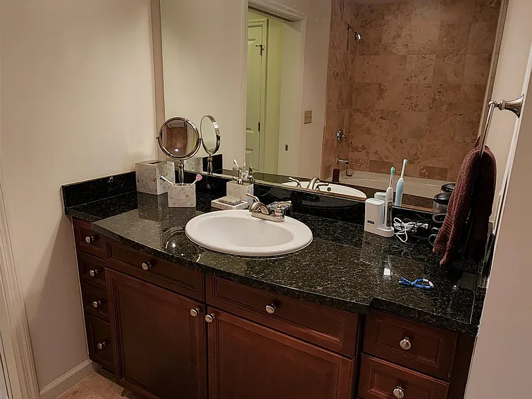 121 N Monroe St #1208 — Photo 16