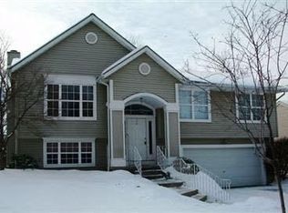 952 Emory Ave, Akron, OH 44310