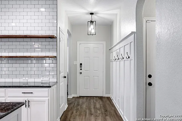 3 bed, 2.0 bath, 1653 sqft, $1,850 — Photo 3