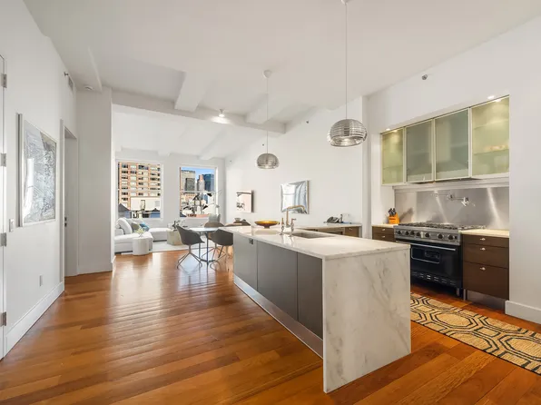 15 East 26th Street image 4 of 17