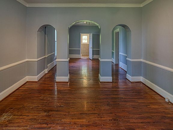5th image of 316 S Broad St